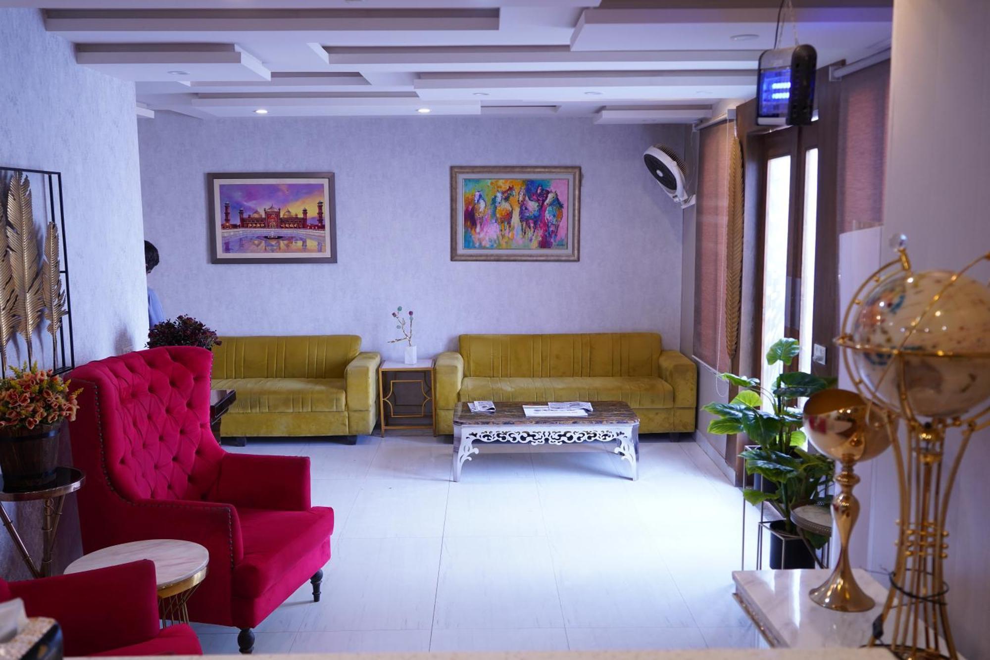 Hotel Avalon Suites Multan Luaran gambar