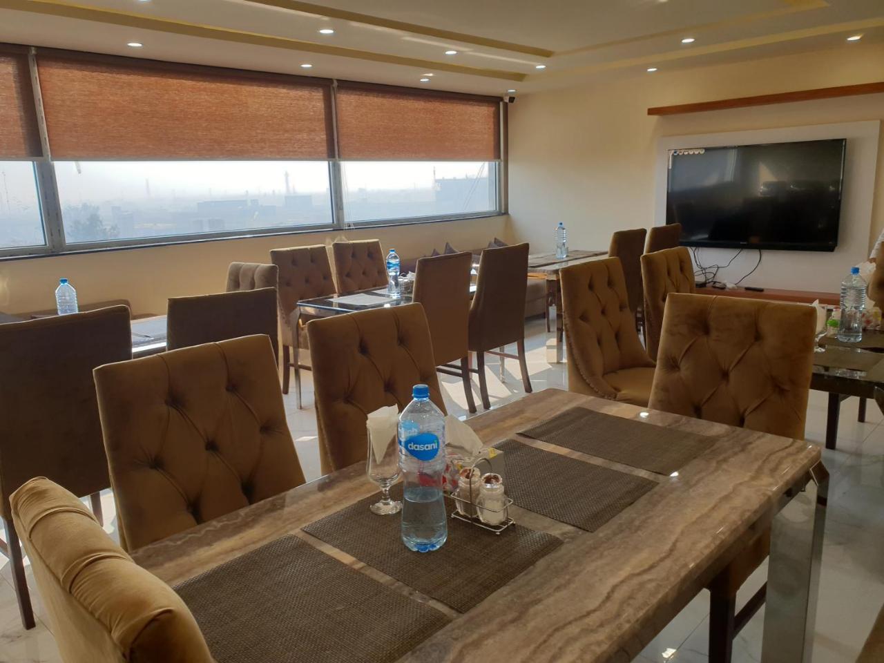 Hotel Avalon Suites Multan Luaran gambar